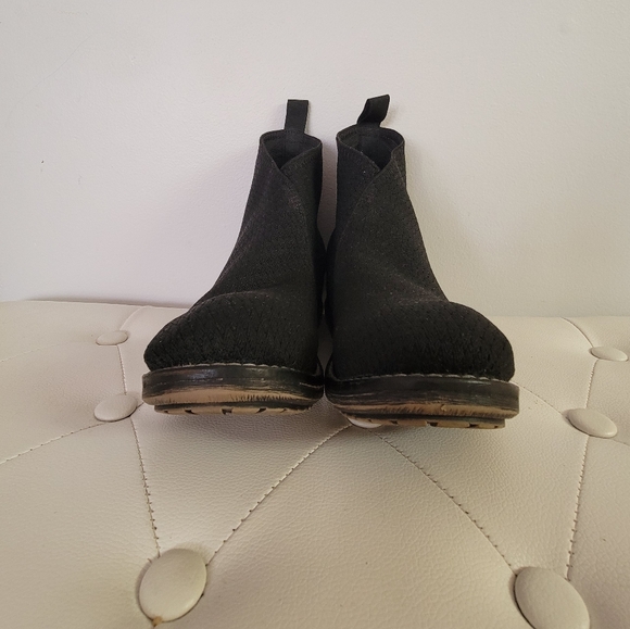 Barcelona Ankle Boot Black Charleston Shoe Co Size 8 - Picture 3 of 9